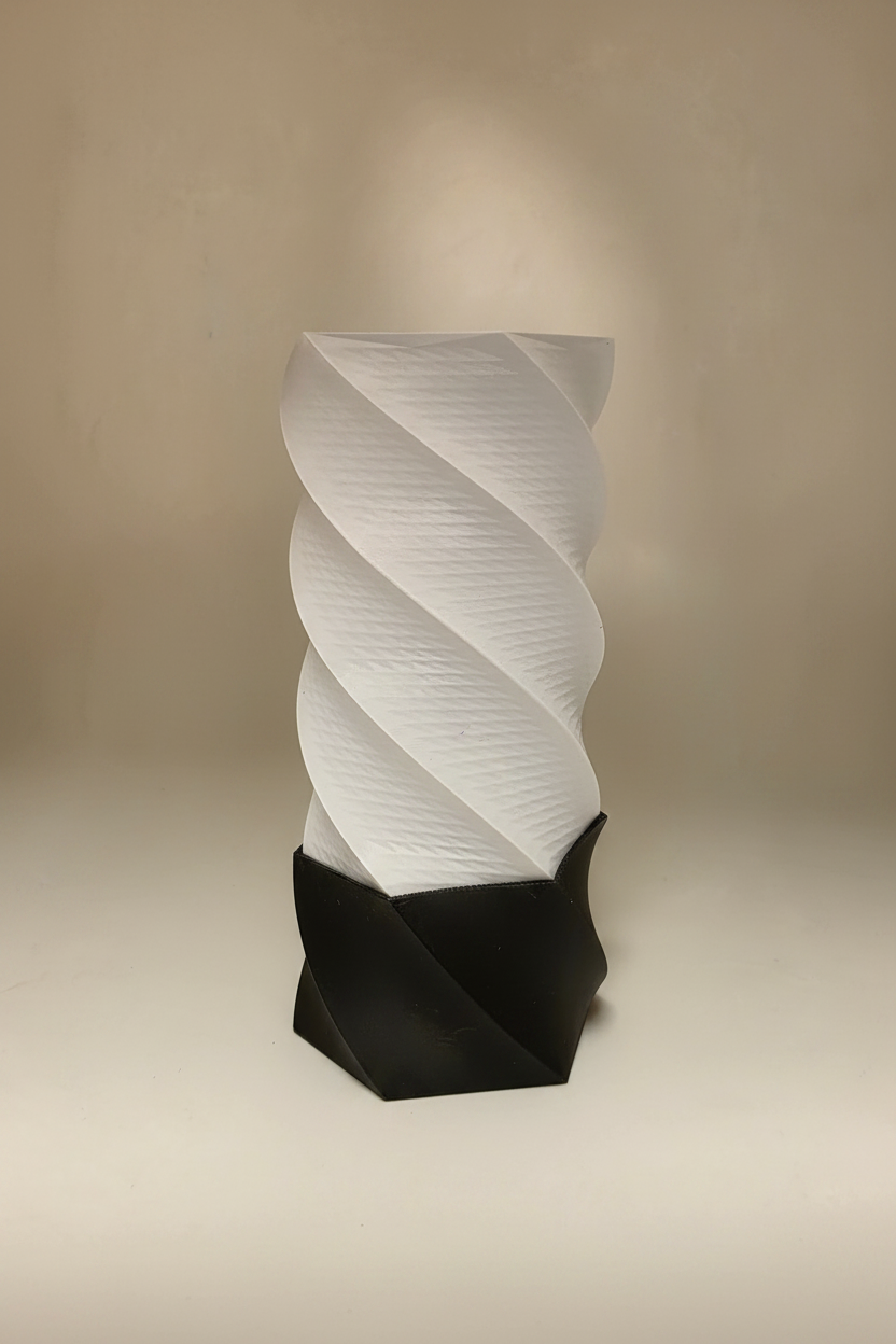 Teelichthalter Twisted Spiral Raute – unbeleuchtet